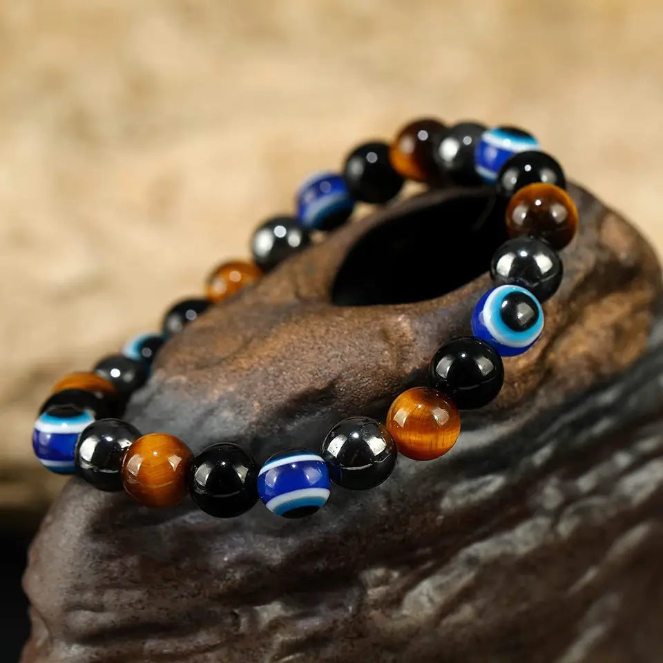 8mm protection bracelet featuring beads with eye motifs for stylish energy and protection