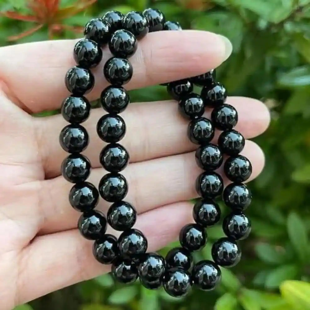 Black Onyx Bracelet with Polished Beads Perfect for Stylish Accessories
