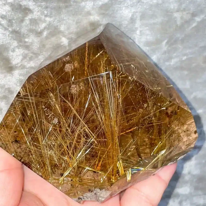 CRYSTCOP - GOLDEN RUTILE